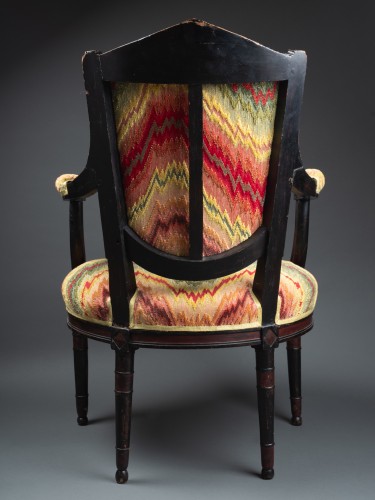 19th century - Pair of Directoire period armchairs 