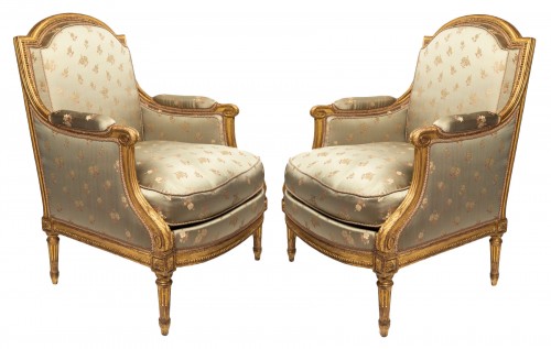 A pair of royal Louis XVI giltwood marquises, by Jean-Baptiste II