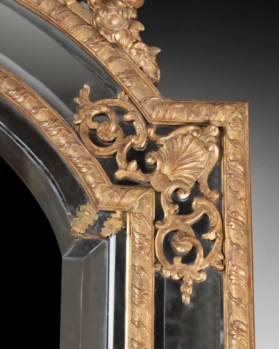 18th century - Pare closes mirror Régence period first half 18th century