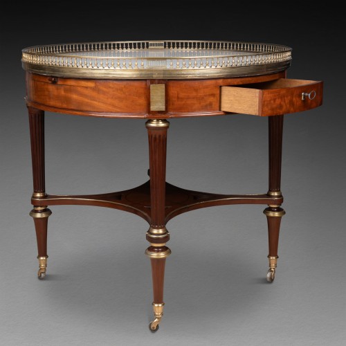 Pedestal table louis XVI period circa 1780 - 