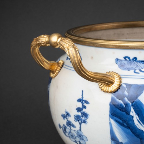 XVIIe siècle - Coupe en porcelaine de Chine période Kangxi fin XVIIe début XVIIIe siècle