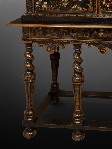 Cabinet on stand Louis XIV period late 17th century - 