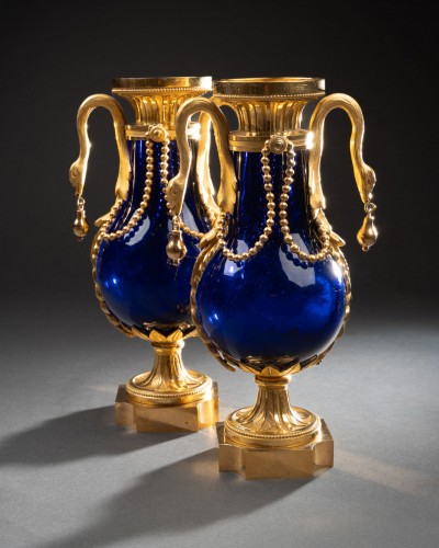 Louis XVI - Pair of blue glass vases in gilded bronze Louis XVI period