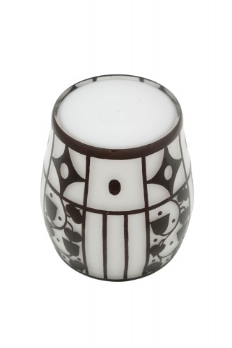 Vase en verre, Josef Hoffmann, Loetz, Blanc opalin extérieur Noir décor, env. 1911 - Florian Kolhammer