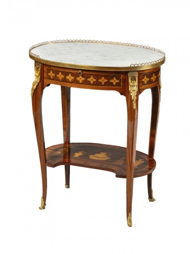 Table ovale par Charles TOPINO (1742-1803)