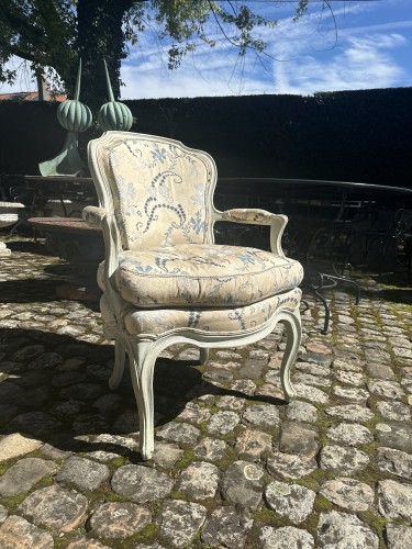 Paire de fauteuils estampillés C.L..BURGAT - Louis XV