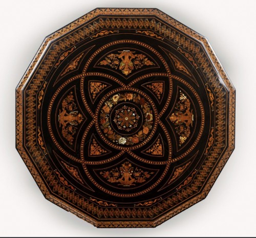 XIXe siècle - Table marquetée attribuée à Luigi et Angiolo Falcini