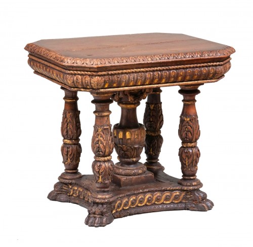 Petite table Italienne d’époque Renaissance