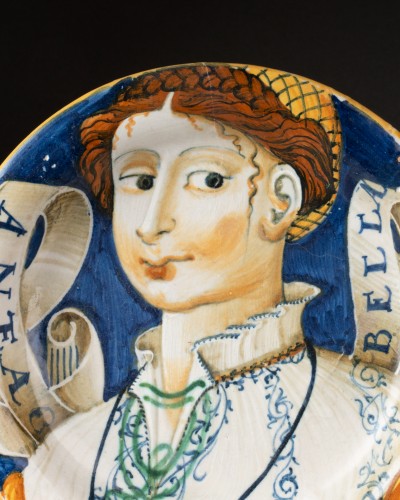 Coupe d’amour, Anea Bella Casteldurante circa 1540 - Céramiques, Porcelaines Style Renaissance