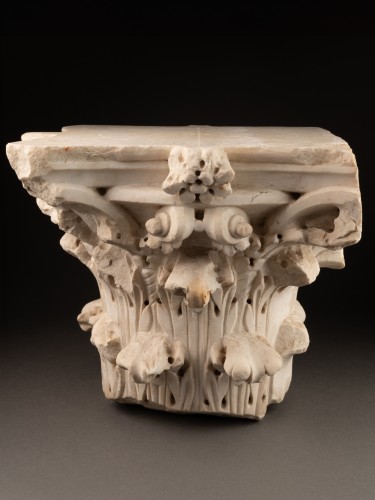 Corinthian capital - Marble Italy 16th century - 