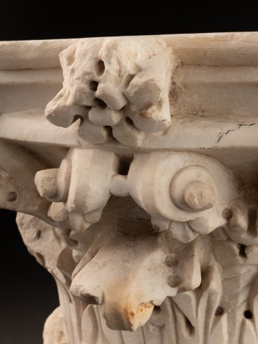 <= 16th century - Corinthian capital - Marble Italy 16th century