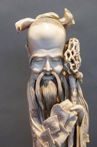 Okimono en ivoire représentant un sage, époque Meiji (1868-1912) - Arts d