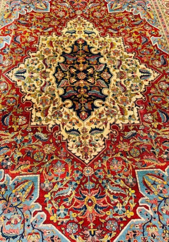 Antiquités - Tabriz rug from the imperial workshop of Maitre Hadji Alil, Iran circa 1920
