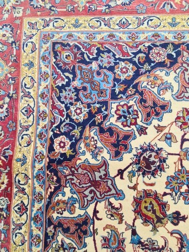 XXe siècle - Tapis Ispahan Hekmatnejad, Iran époque du Shah