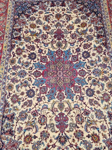 Tapis Ispahan Hekmatnejad, Iran époque du Shah - 