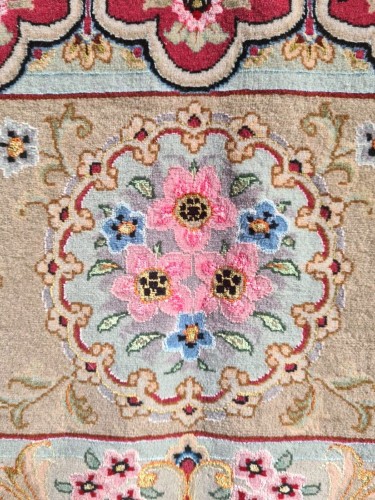 Antiquités - Tapis Tabriz en laine signé, Atelier du maitre Vallai, vers 1960