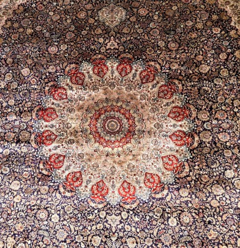 Tapis Ghoum en soie - Iran, atelier Impérial vers 1975 - 