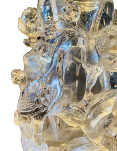 Vase sculpté en cristal de roche, Chine 19e - Galerie Buter