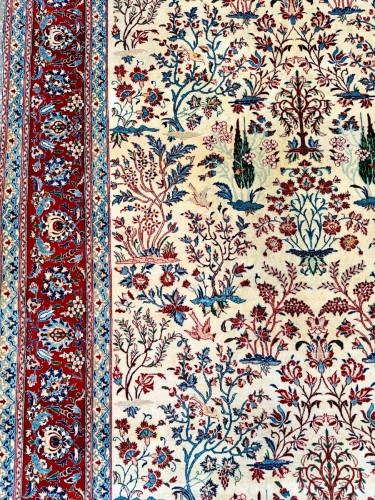 Isfahan carpet circa 1970 - 