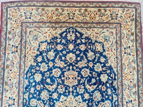 XXe siècle - Tapis Naïn Abibian en laine et soie – Iran vers 1950