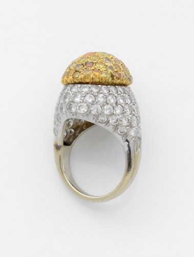 Domed ring in white gold paved with cognac diamonds - Antique Jewellery Style 50