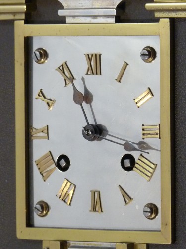 Horlogerie  - Marteau pilon, pendule dite industrielle par Guilmet