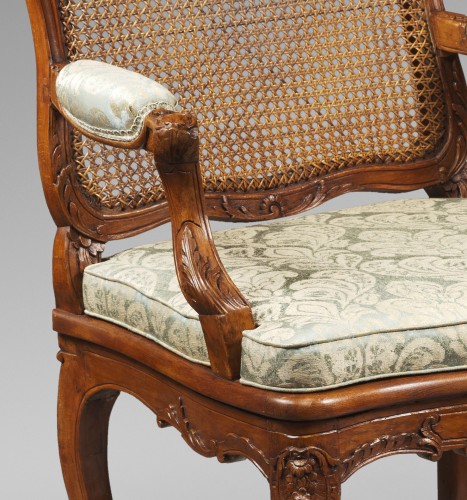 XVIIIe siècle - Importante suite de quatre fauteuils à la reine, début de l’époque Louis XV