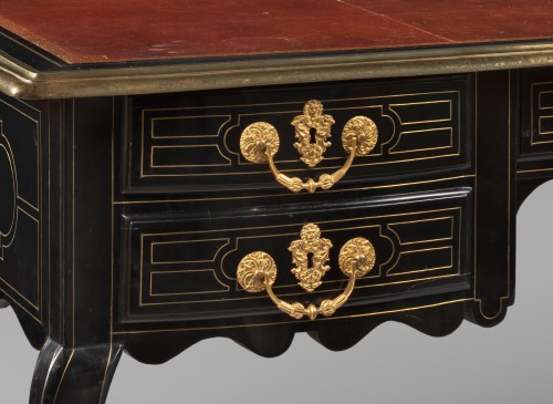 Large ebony and blackened pearwood desk, Paris circa 1710 - 1720  - 