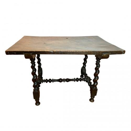 Extremely Rare Early 17th Century Portuguese Joint Stool