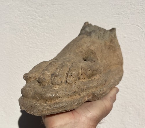 Etruscan terracotta foot - 