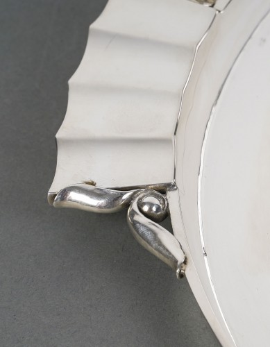 silverware & tableware  - Georg Jensen – Hammered Tray In Sterling Silver Circa 1925/1932