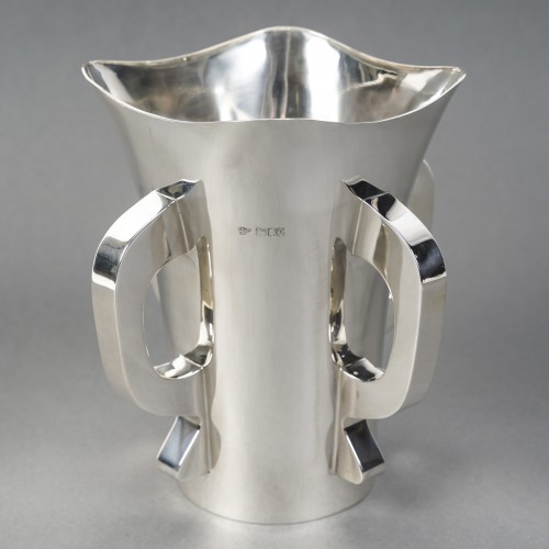 Antiquités - Orfèvre G & S. Ltd - Vase moderniste en argent massif Londres 1916