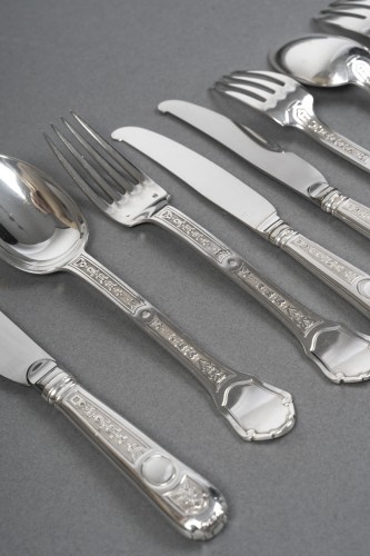 Antiquités - 187-piece solid silver cutlery set, “Versailles” model by Tetard Frères