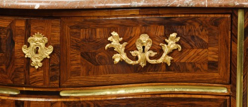 Furniture  - Early 18th century chest of drawers Stamped J.M Chevallier