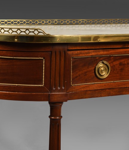 Console Louis XVI en acajou - Galerie François Paul Belliard