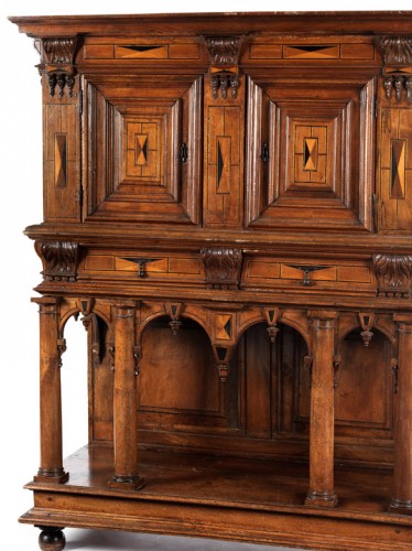 Dressoir en noyer de la seconde Renaissance française - Renaissance