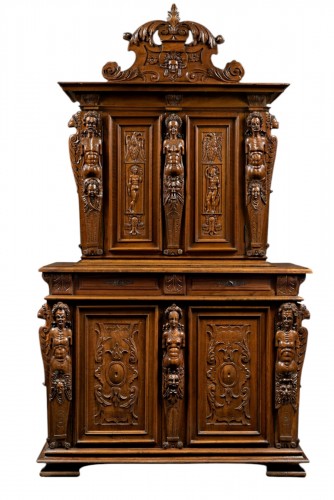 Exceptionnel cabinet deux corps d’époque Renaissance et d’inspiration bellifontaine