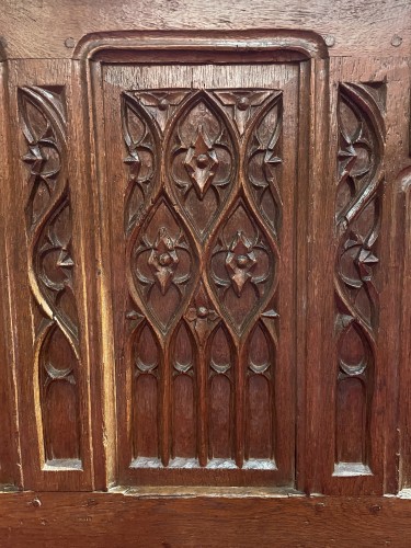 Furniture  - Beautiful carved oakwood flamboyant gothic chest