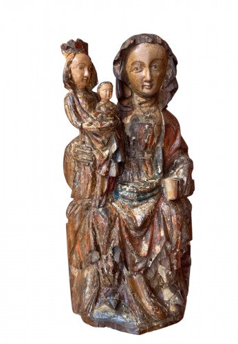 Carved wood representing saint anna trinitarian