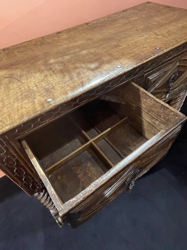 Furniture  - Spanish console