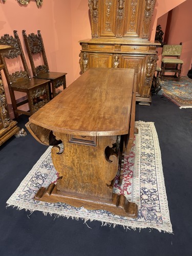 Furniture  - Large italian Renaissance table with folding flaps