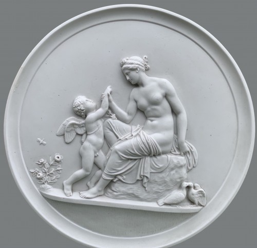 Céramiques, Porcelaines  - Paire de médaillons en biscuit en haut-relief fin 19e siècle