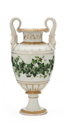 Grand vase aux Lierres d’après Hetsch, Manufacture Royale Copenhague vers 1880 - Céramiques, Porcelaines Style Restauration - Charles X