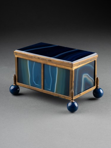 Objects of Vertu  - Pair of 19th century agate caskets