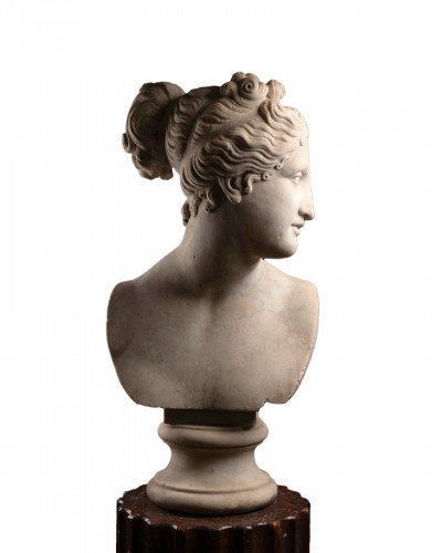 Buste en marbre de la Vénus italique d'après Antonio Canova