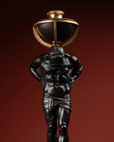 Atlas porteur, bronze du XVIIe siècle d'après l'antique - Galerie Lamy Chabolle