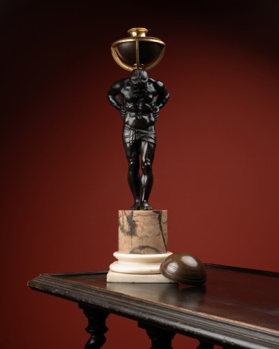 XVIIe siècle - Atlas porteur, bronze du XVIIe siècle d'après l'antique