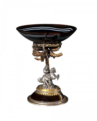 Coupe en agate, argent, vermeil et onyx vers 1840-1845