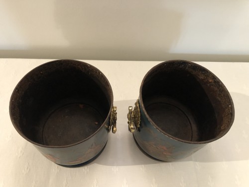 Pair Of Lacquered Metal Plant Pots With Blue Background, Regency Period - Decorative Objects Style French Regence