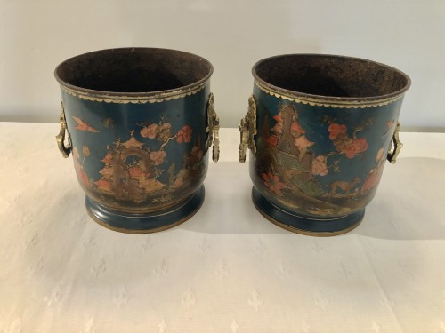 Antiquités - Pair Of Lacquered Metal Plant Pots With Blue Background, Regency Period